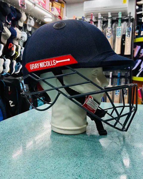 Gray-Nicolls Helmet