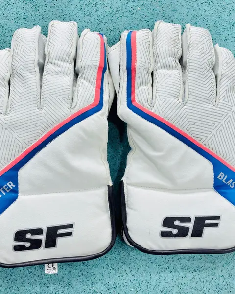 SF Blaster Wicket Keeping Gloves