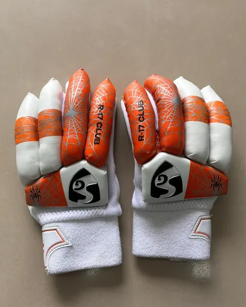SG RP 17 Club Batting Gloves