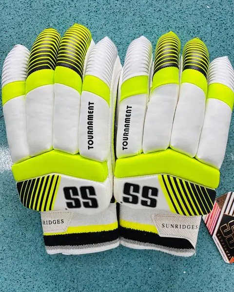 SS Tournament Batting Gloves
